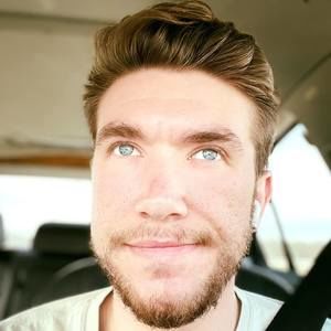 Meet your Posher, Justin